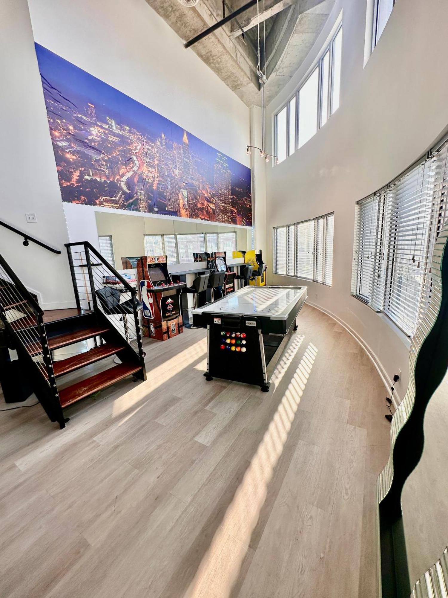 Grand 3br Loft In Atlantic Station Apartamento